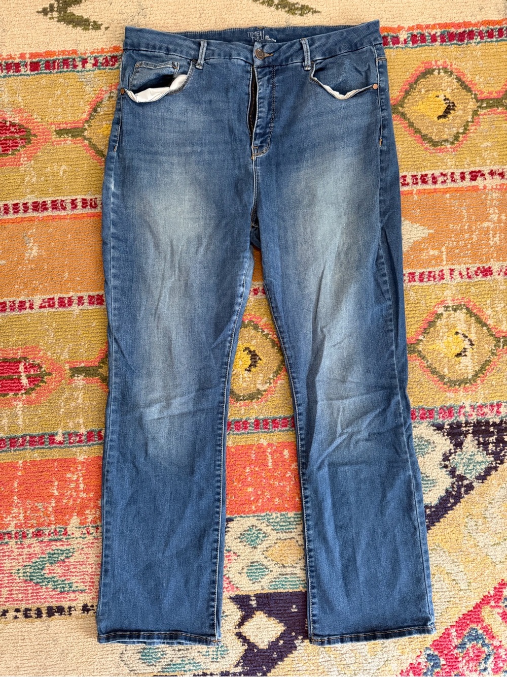 Time and Tru 20 Women's Medium Wash Straight Leg Jeans - Blue